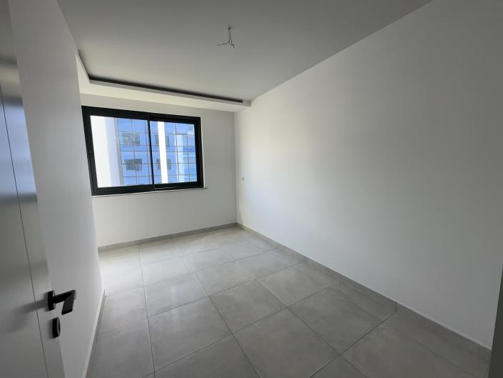 Image No.12-3 Bed Apartment for sale