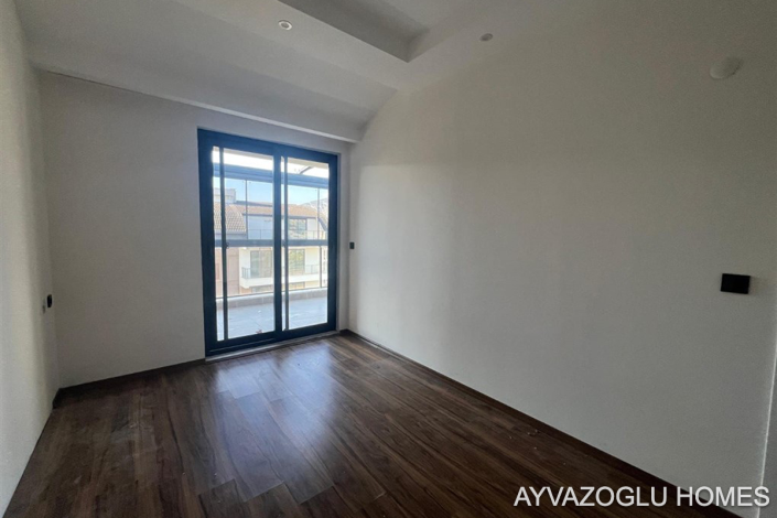 Image No.6-3 Bed Apartment for sale