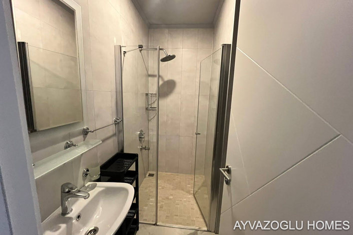 Image No.12-3 Bed Apartment for sale