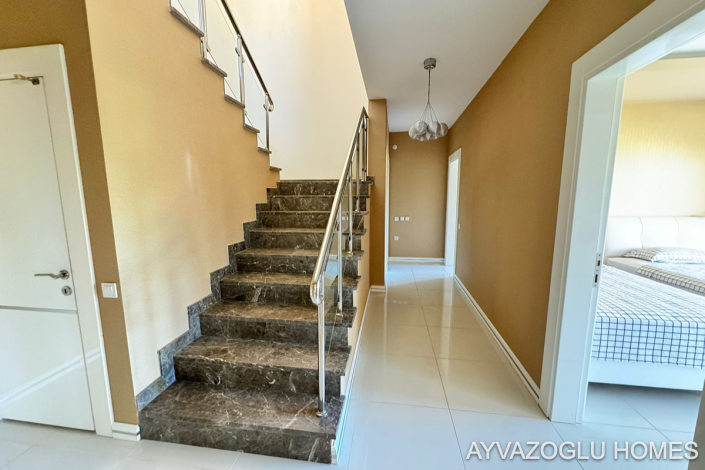 Image No.12-4 Bed Villa for sale