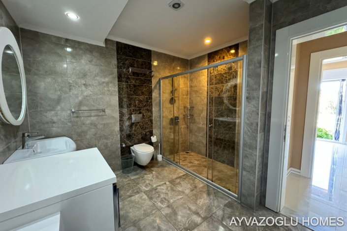 Image No.19-4 Bed Villa for sale