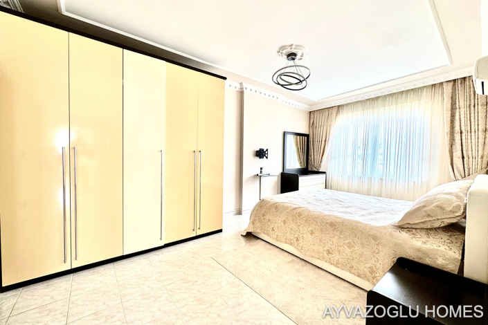 Image No.14-2 Bed Apartment for sale