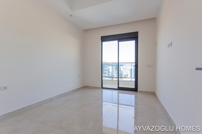 Image No.14-2 Bed Apartment for sale