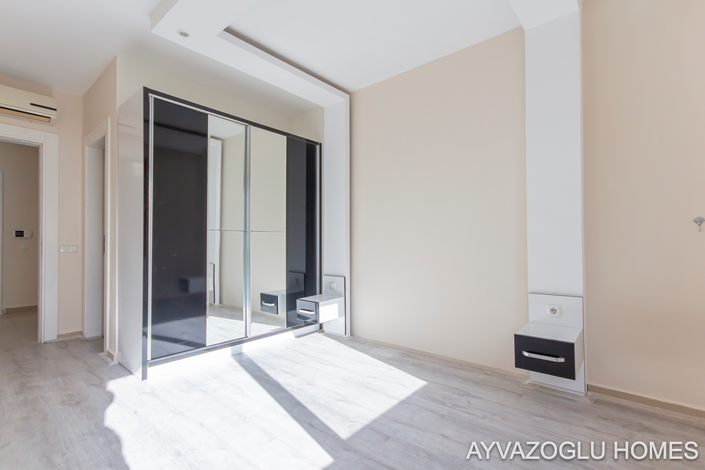 Image No.14-2 Bed Apartment for sale