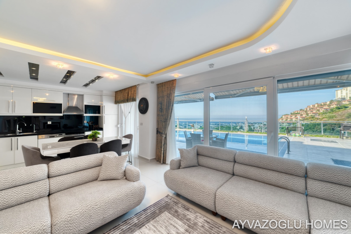 Image No.5-4 Bed Villa for sale