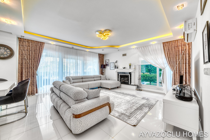 Image No.17-4 Bed Villa for sale
