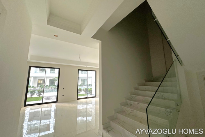 Image No.19-2 Bed Apartment for sale