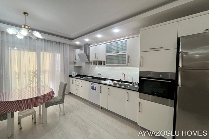 Image No.8-2 Bed Apartment for sale