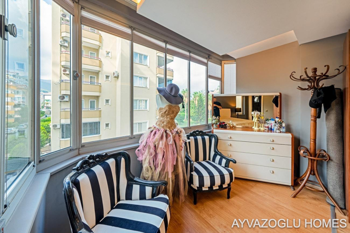 Image No.14-3 Bed Apartment for sale