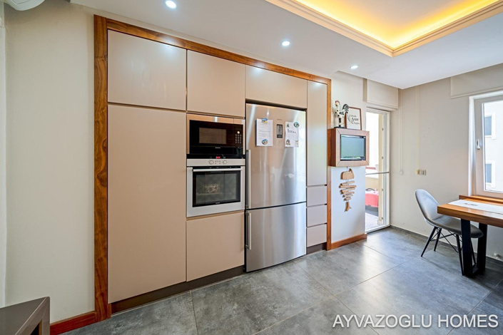 Image No.14-3 Bed Apartment for sale