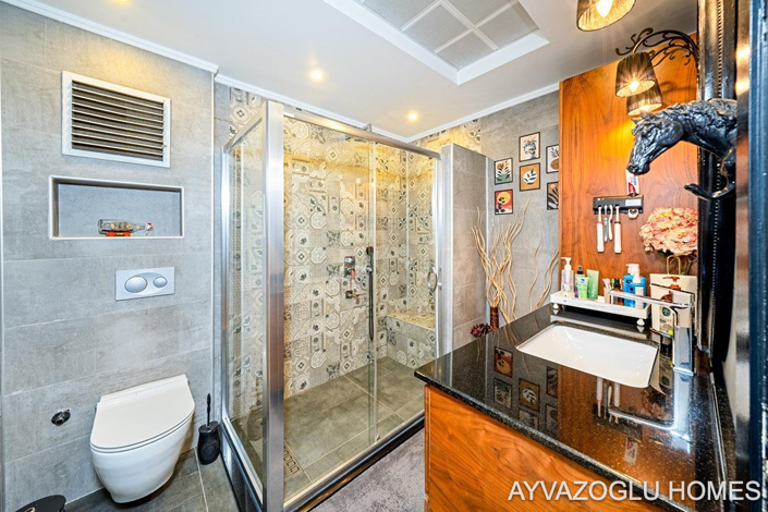 Image No.8-3 Bed Apartment for sale