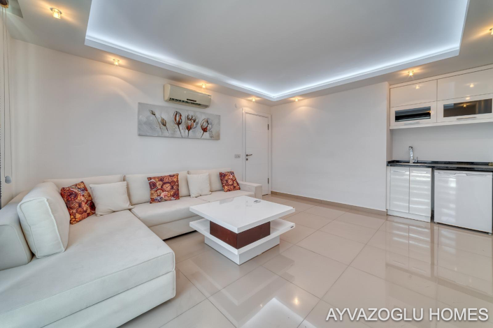 Image No.15-4 Bed Apartment for sale