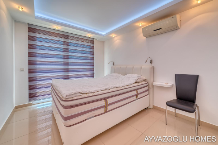 Image No.25-4 Bed Apartment for sale