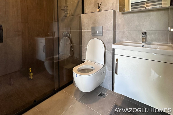 Image No.14-2 Bed Apartment for sale