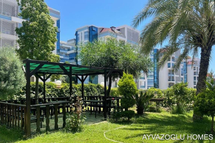 Image No.20-2 Bed Apartment for sale