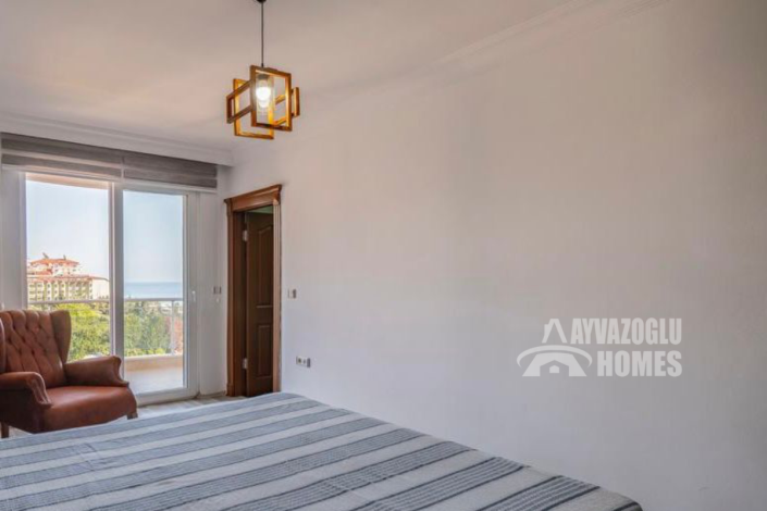 Image No.12-2 Bed Apartment for sale