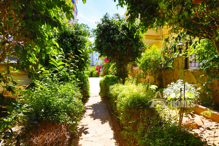 Image No.22-4 Bed Duplex for sale