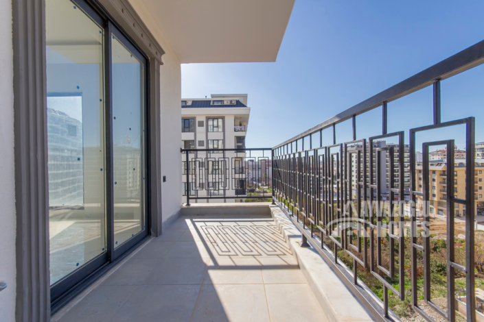 Image No.10-1 Bed Apartment for sale