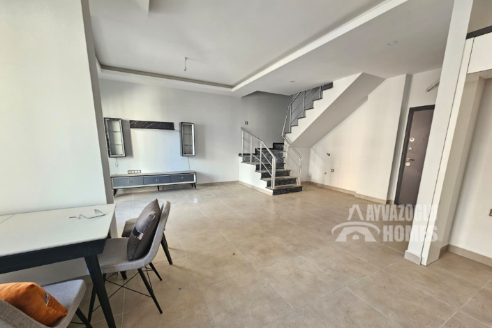 Image No.9-2 Bed Duplex for sale