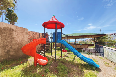 photo_5952054383216364827_w