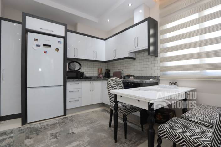 Image No.10-1 Bed Apartment for sale