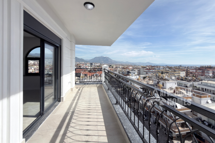 Image No.14-3 Bed Penthouse for sale