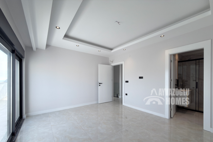 Image No.26-3 Bed Penthouse for sale