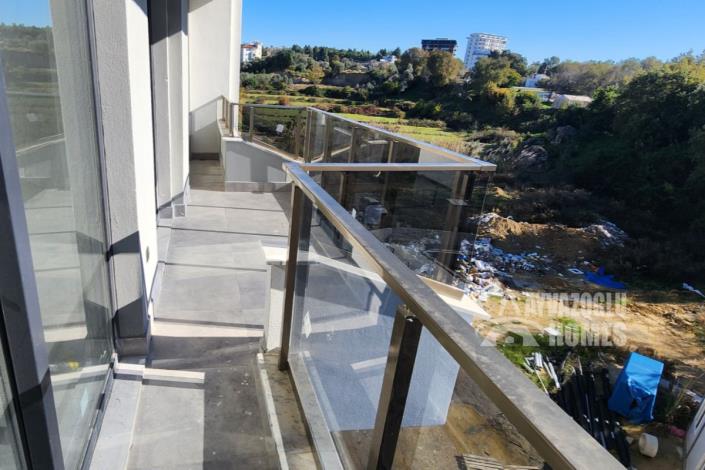 Image No.12-2 Bed Apartment for sale