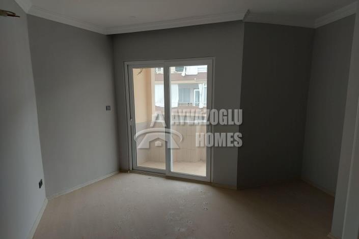 Image No.18-3 Bed Apartment for sale