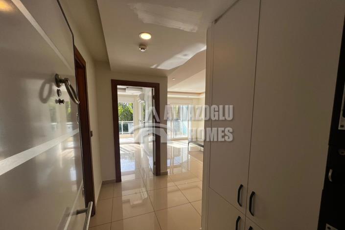 Image No.12-1 Bed Apartment for sale