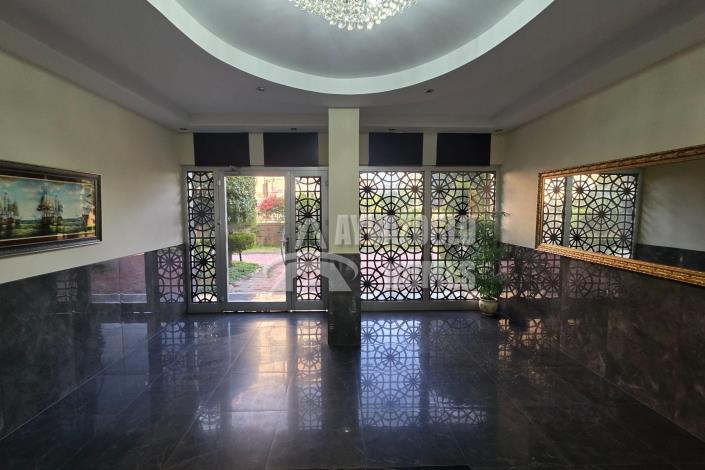 Image No.4-4 Bed Apartment for sale