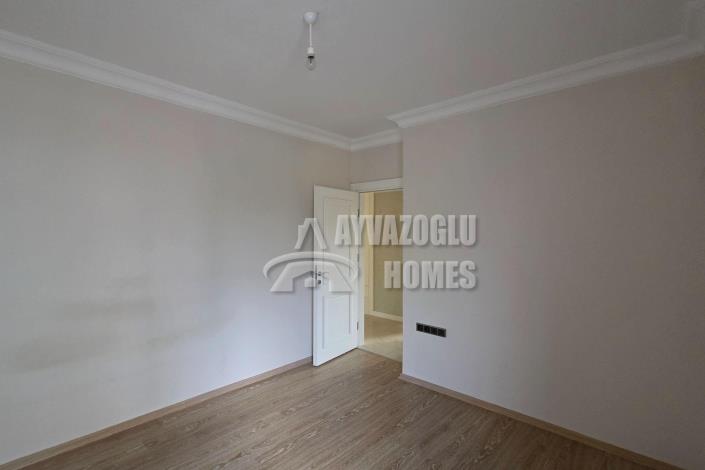 Image No.27-4 Bed Apartment for sale