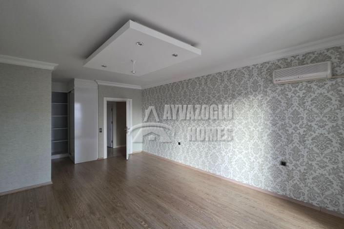 Image No.31-4 Bed Apartment for sale