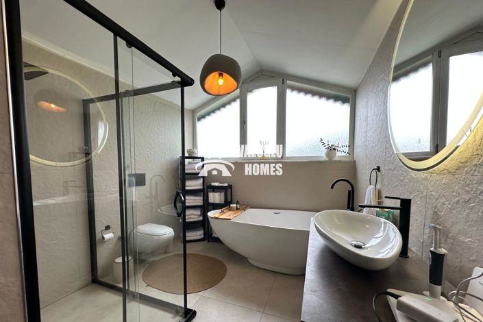 Image No.15-4 Bed Apartment for sale