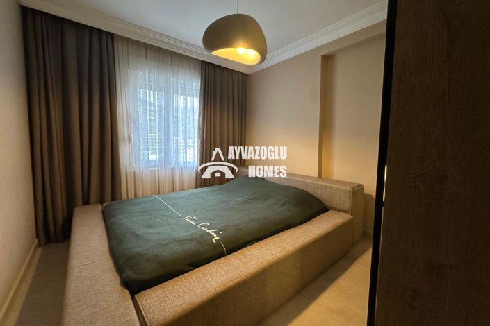 Image No.17-4 Bed Apartment for sale