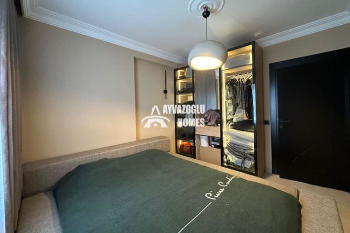 Image No.18-4 Bed Apartment for sale