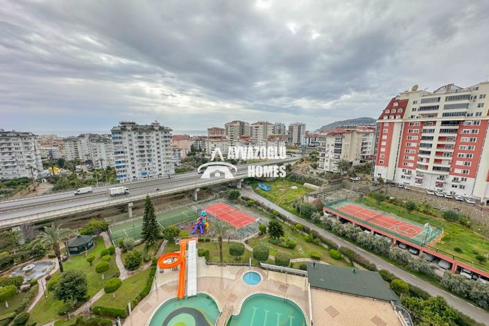 Image No.26-4 Bed Apartment for sale