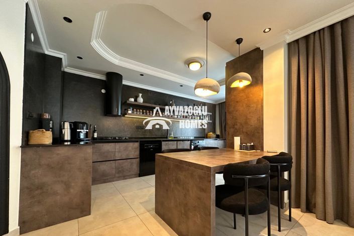 Image No.30-4 Bed Apartment for sale