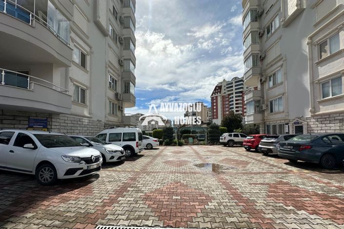 Image No.6-4 Bed Apartment for sale