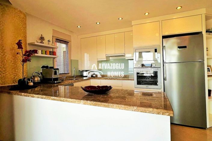 Image No.31-2 Bed Apartment for sale