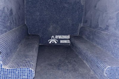 526613