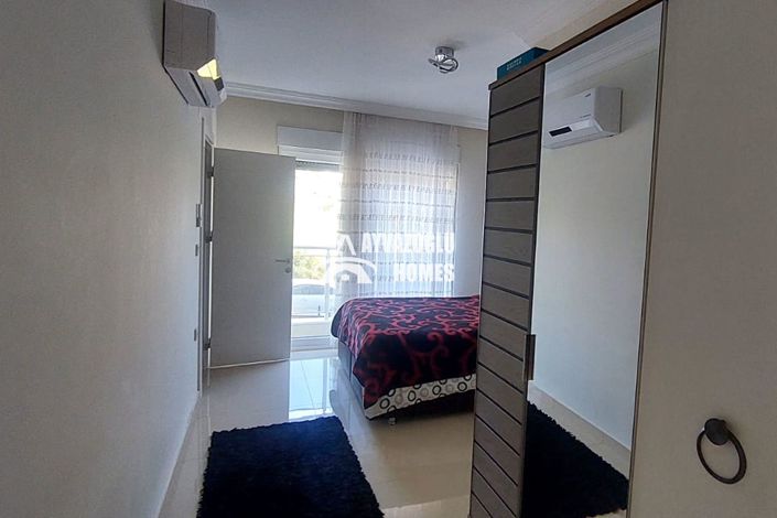Image No.15-3 Bed Apartment for sale