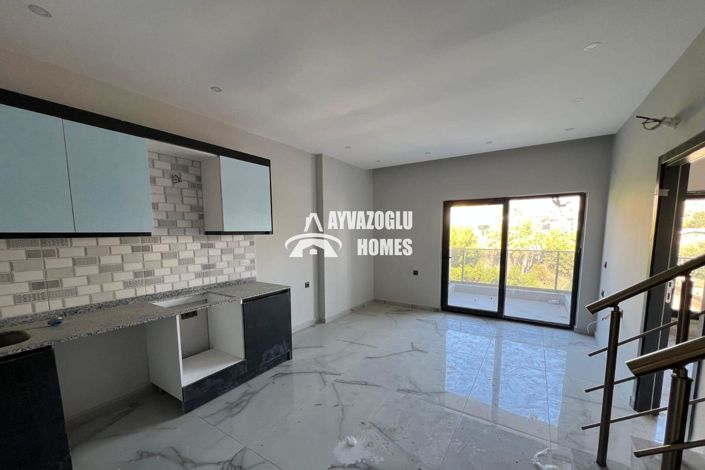 Image No.14-3 Bed Apartment for sale