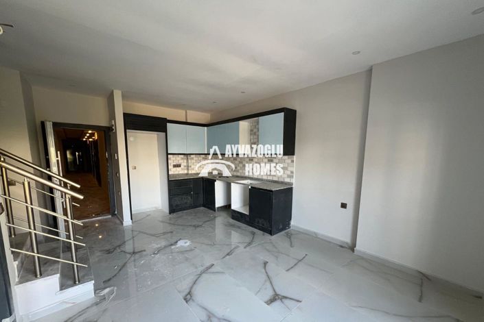 Image No.18-3 Bed Apartment for sale