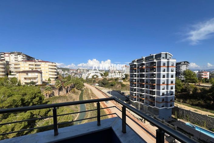Image No.22-3 Bed Apartment for sale