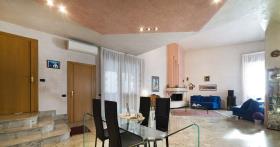 Image No.5-Appartement de 4 chambres à vendre à Verona
