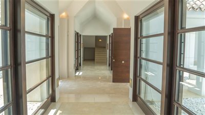 Luxury villa for sale in Benahavis Costa del Sol