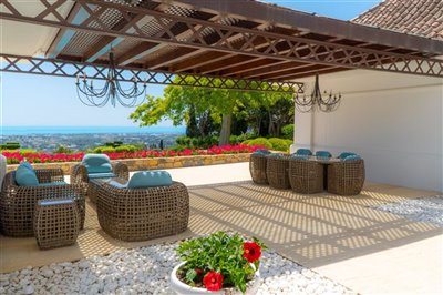 Luxury villa for sale in Benahavis Costa del Sol