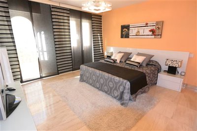 Beachside apartment for sale in Elviria, Marbella, Costa del Sol