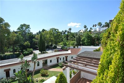 Apartment for sale on the Golden Mile in Marbella